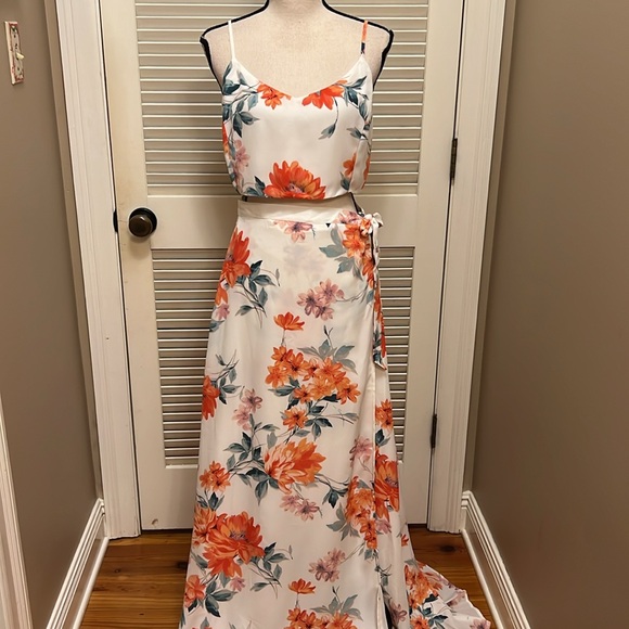 Lulus Bloom With a View White Floral Print Two-Piece Maxi Dress in White Floral - Picture 5 of 17